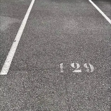 T1 Cosy Equipe, Proche Airbus Aeroport * קולומייר